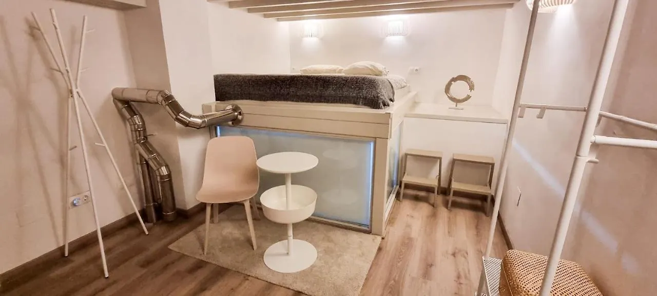 Molinillo Apartment 2 Bedrooms In Malaga Center 0*,